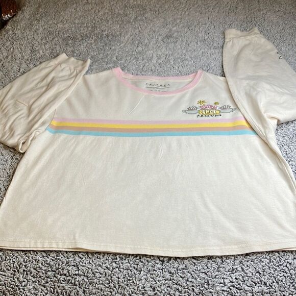 FRIENDS central park long sleeved logo tee Sz 19 - Picture 1 of 6